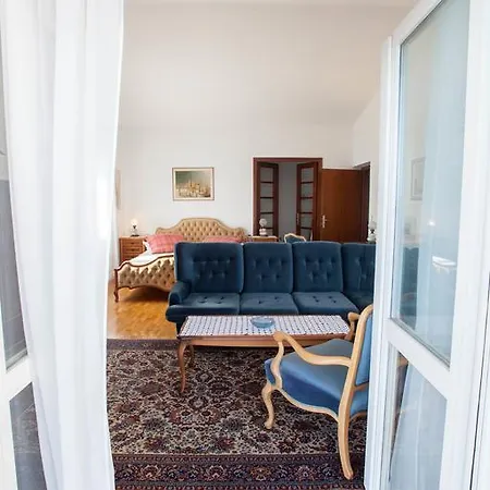 Blaga Rooms&apartments 3*