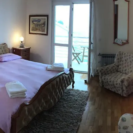 招待所 Blaga Rooms&apartments 3*